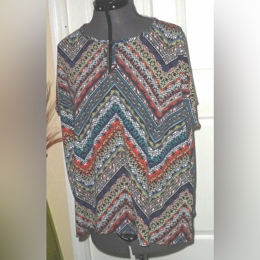 August Silk Women Top *AUGUST SILK KNIT TOP SHIRT   MULTI-COLOR STRETCH
